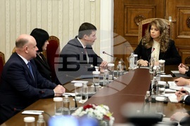 Президентство - „Величие“ - консултации