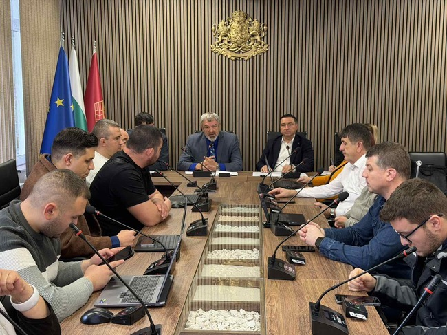 Окончателно: В Сеново няма да има център за бежанци