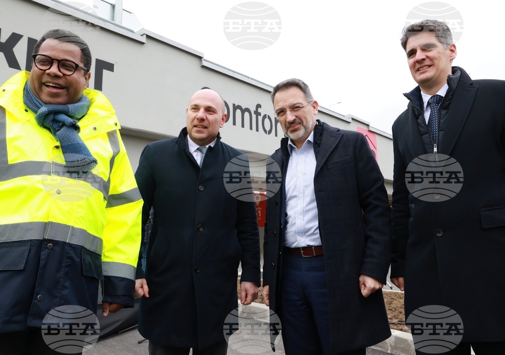 Летище „Васил Левски“ - София - покрит многоетажен паркинг - откриване