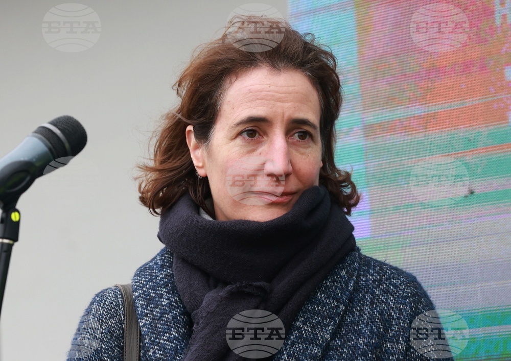 Ключов елемент в укрепването на ЕС е транспортната свързаност, заяви посланикът на Франция при откриването на обновения паркинг на летището в София