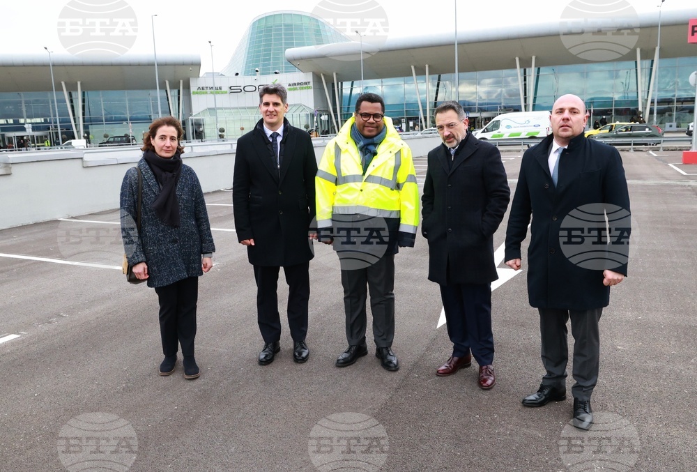 Летище „Васил Левски“ - София - покрит многоетажен паркинг - откриване