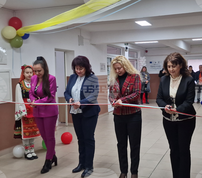 Пазарджик - училище - STEM център - откриване