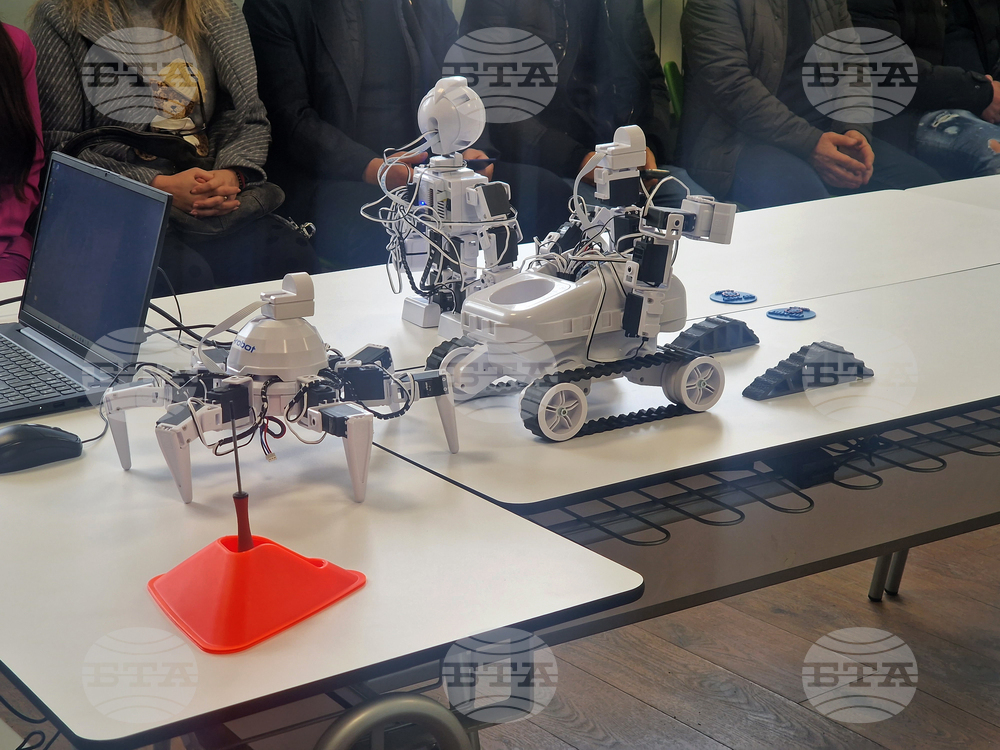 Пазарджик - училище - STEM център - откриване