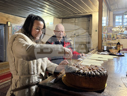 Самоков - Свети Харалампий - Катана Белчинска - любител пчелар