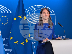 Франция - Аналена Бербок - пресконференция