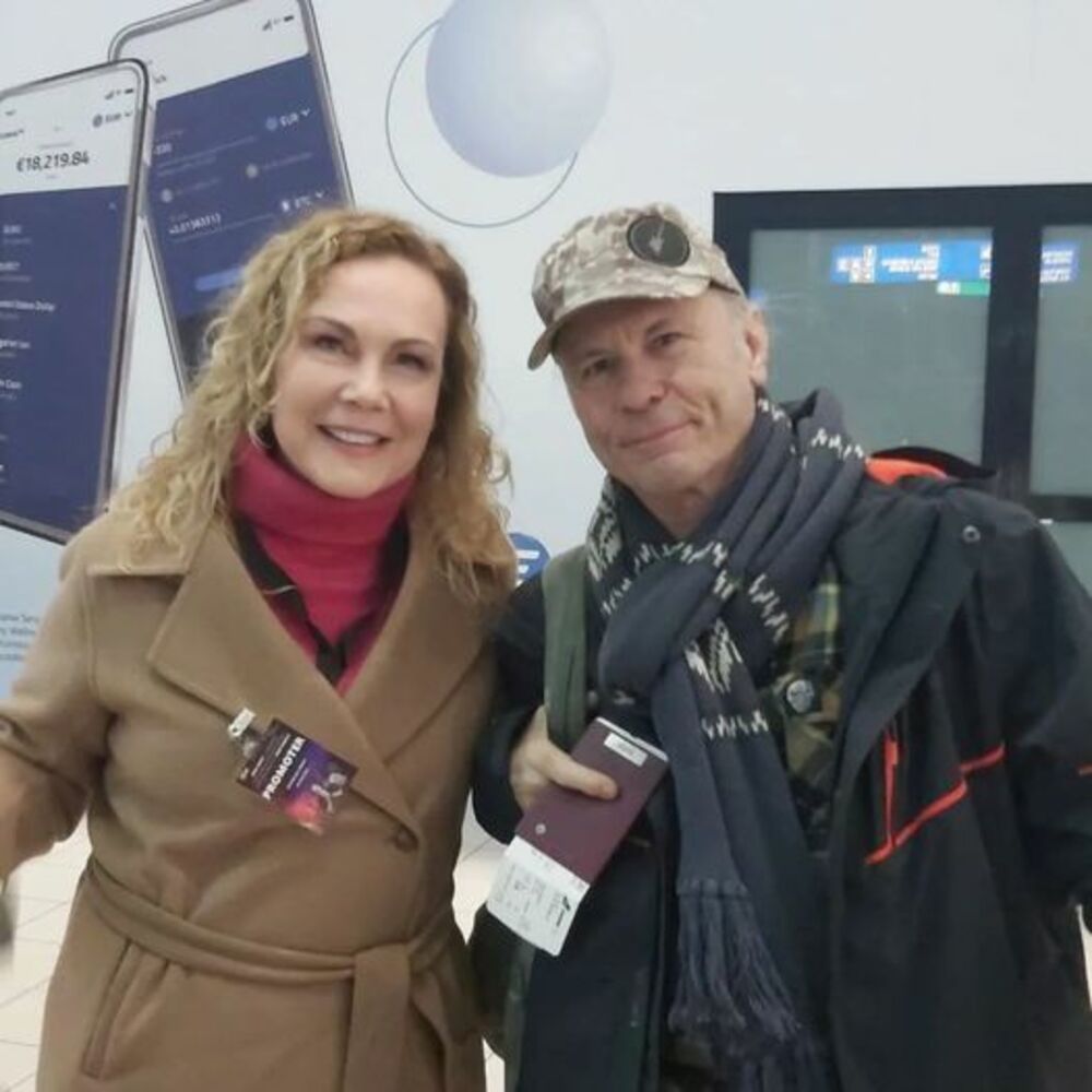 Bruce Dickinson, Five Other World Rock Stars Arrive in Sofia