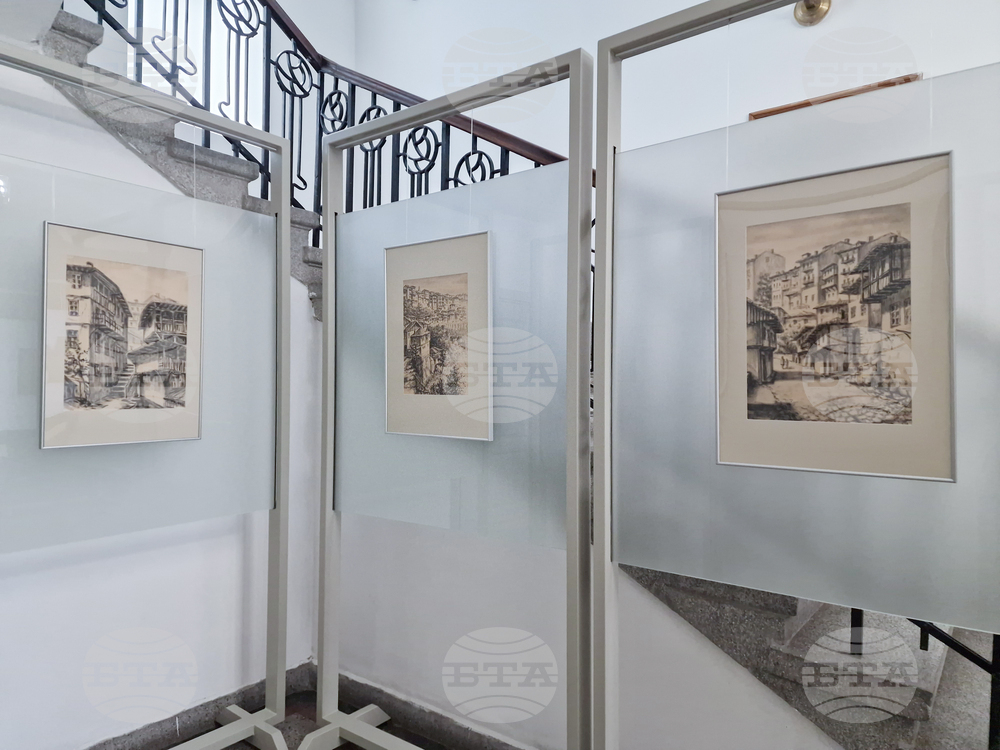 Велико Търново - Изложба с творби на художника Ангел Каранешев