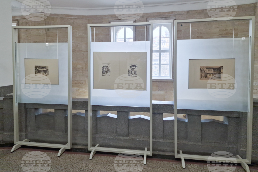 Велико Търново - Изложба с творби на художника Ангел Каранешев