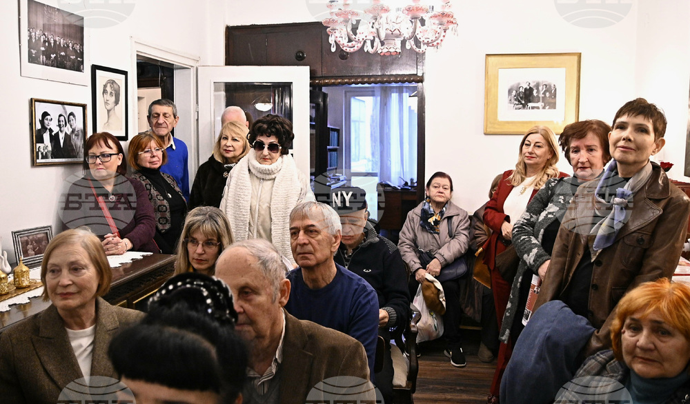 Творческа вечер с поетесата Анжела Димчева