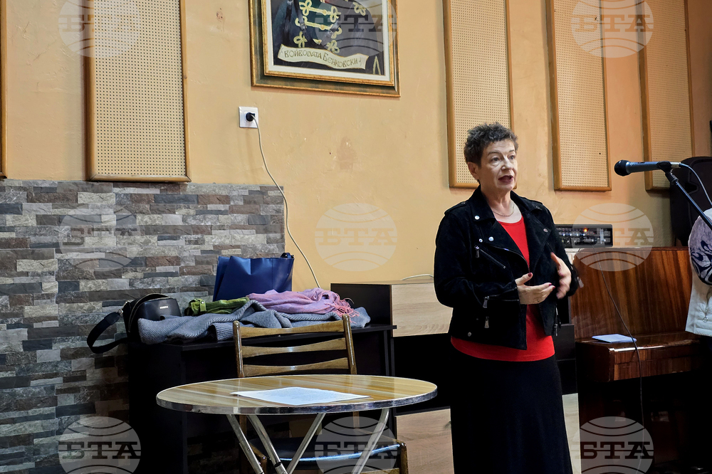 Кичур от косите на Левски се предава в семейството на Апостола като ценна реликва, каза Христина Богданова в Панагюрище