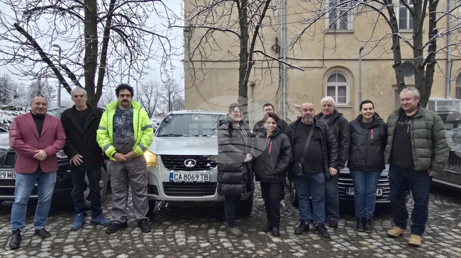 Доброволното формирование към Община Панагюрище получи лек автомобил от Агенция "Митници"