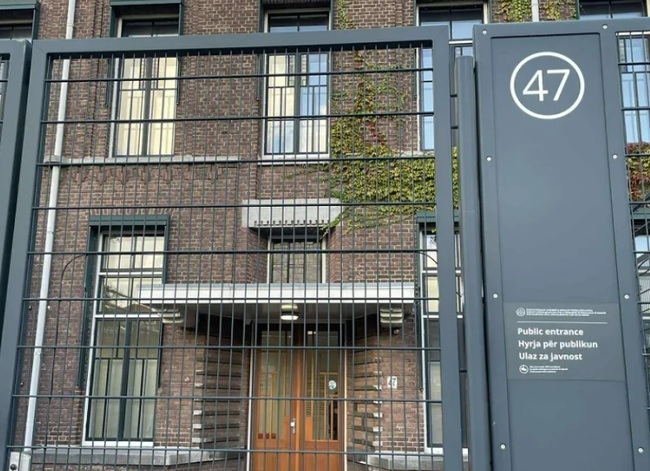 КосоваПрес: Башким Смакай, Фадил Фазлиу и Хаджи Шала освободени под гаранция, съобщи Специализираният съд за Косово в Хага