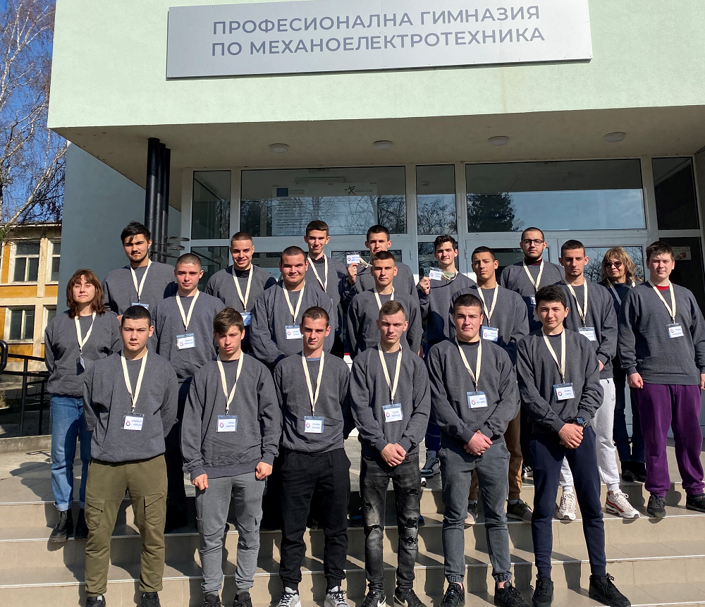 Община Ловеч: Ученици и учители от ПГМЕТ – Ловеч, на обучение в гр. Малмьо, Швеция 