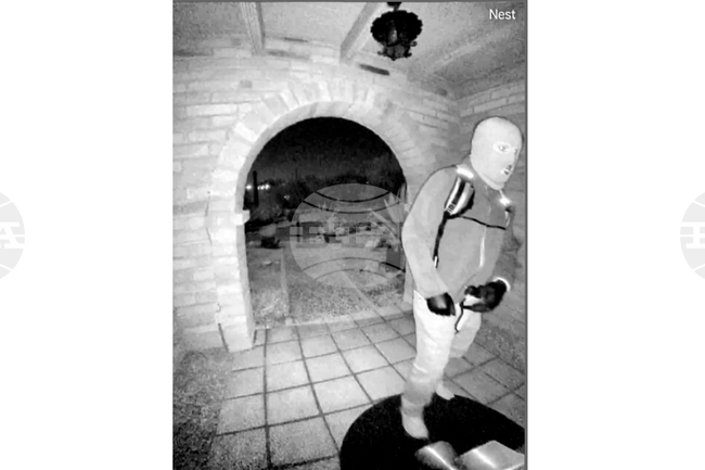 ФБР заяви, че е открита ДНК следа в ръкавица, намерена близо до мястото на отвличането на майката на известна телевизионна водеща