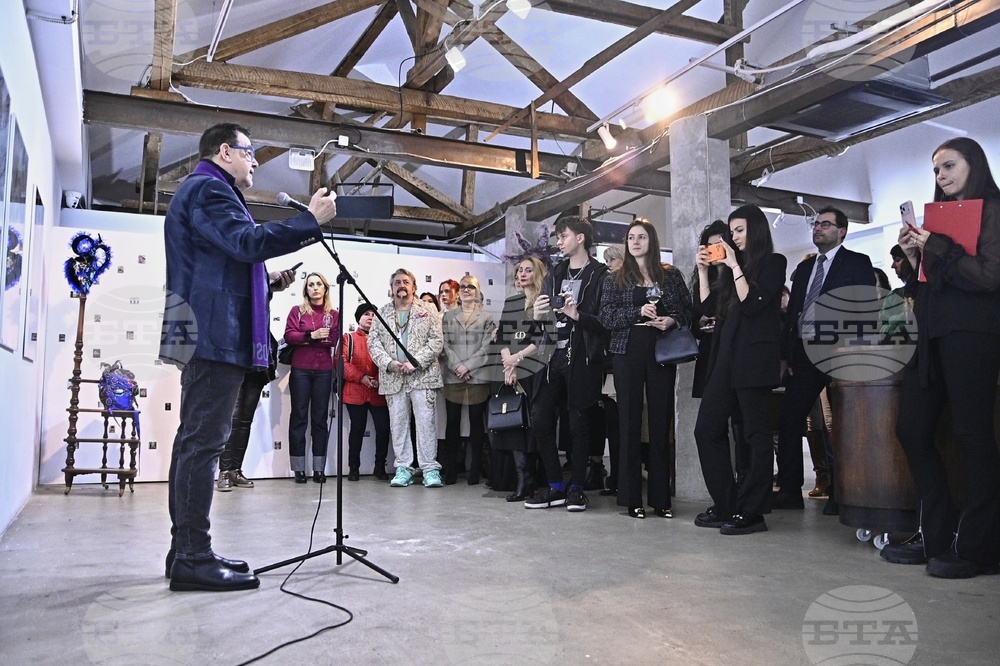 „Точки на пресичане“ - изложба