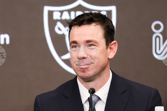 Raiders Kubiak Football