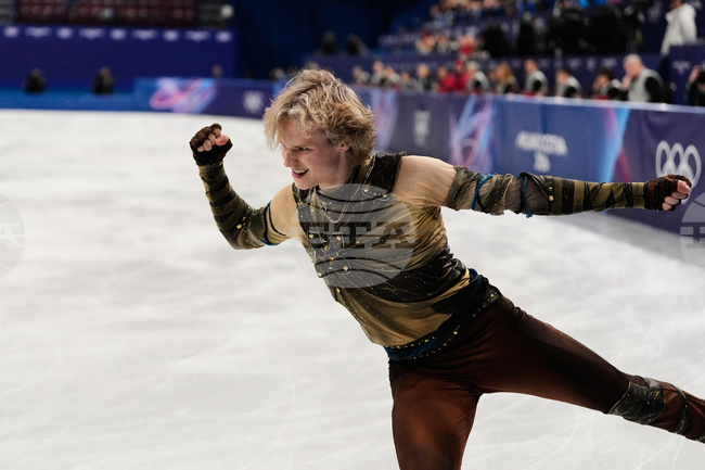 Двукратният световен шампион по фигурно пързаляне Иля Малинин спечели кратката програма при мъжете на Игрите в Милано-Кортина