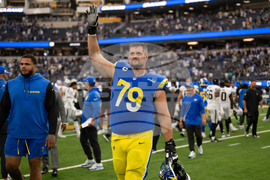 Rams Havenstein Retires