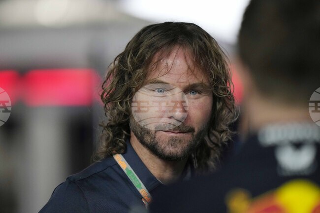 Павел Недвед става спортен директор на Ал Шабаб