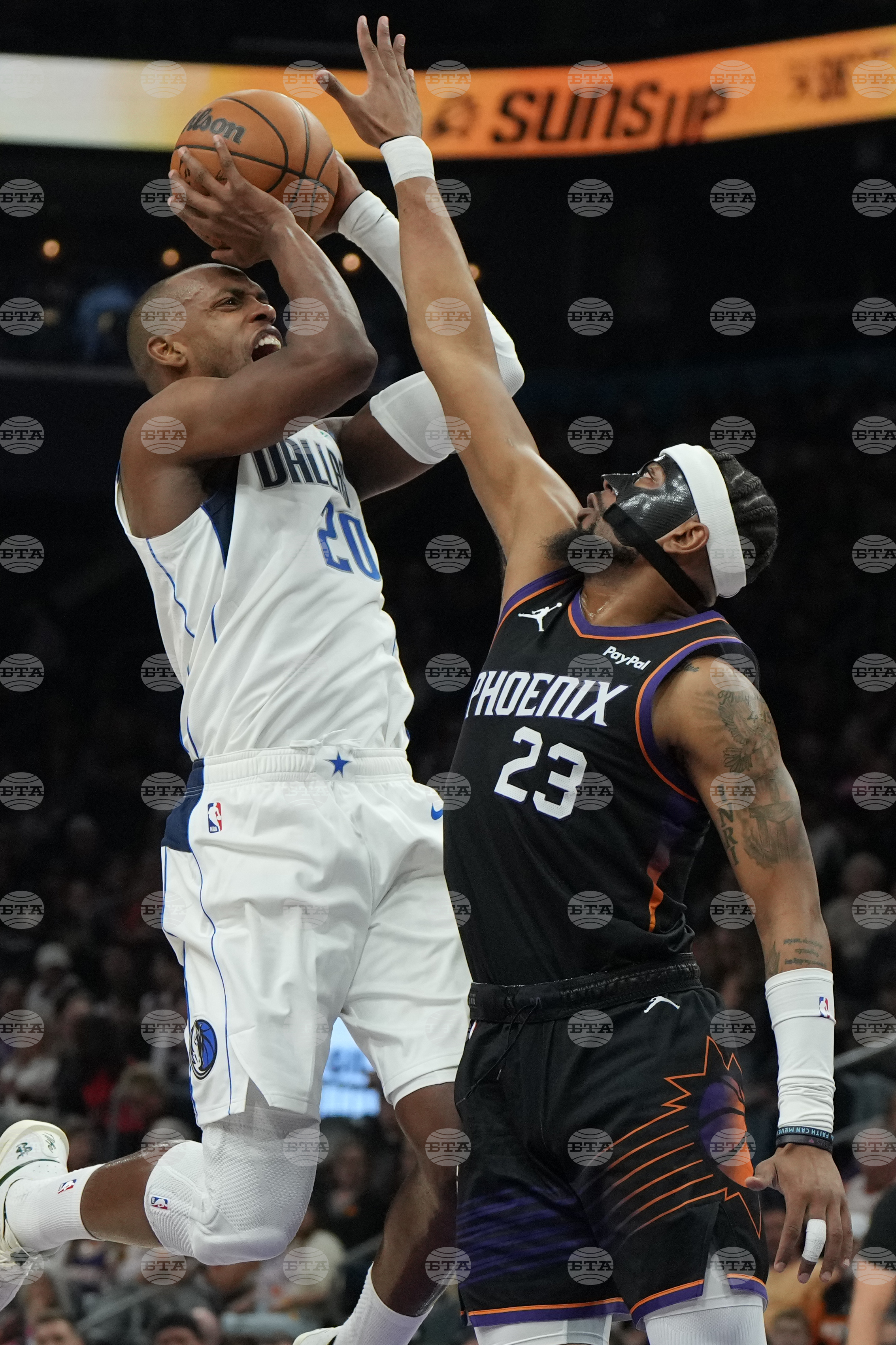 Mavericks Suns Basketball