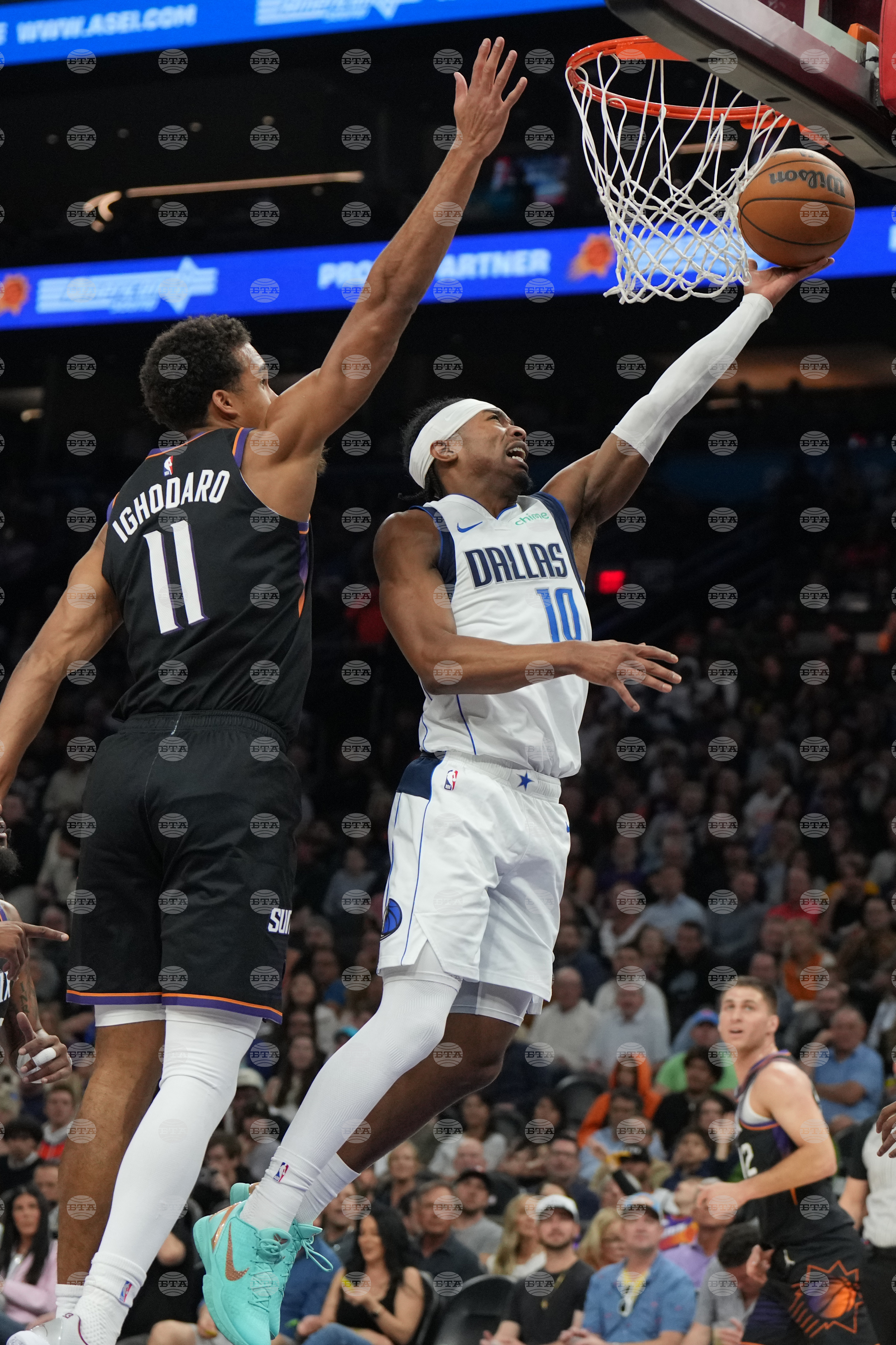 Mavericks Suns Basketball