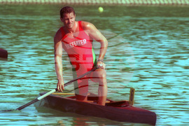 Николай Бухалов, състезател по гребане кану-каяк