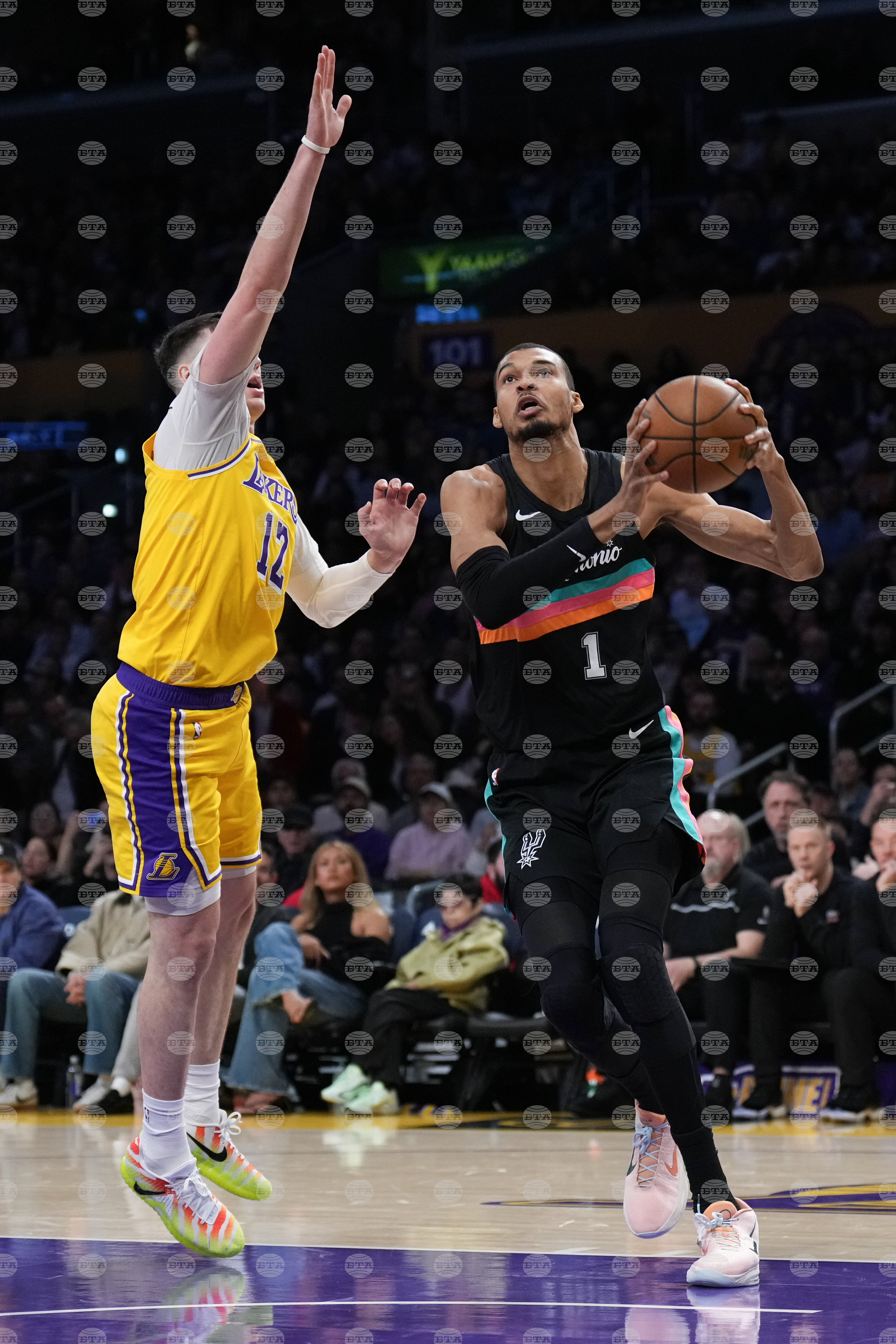 Spurs Lakers Basketball