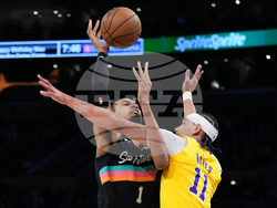 Spurs Lakers Basketball