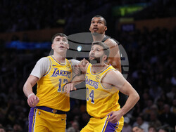 Spurs Lakers Basketball