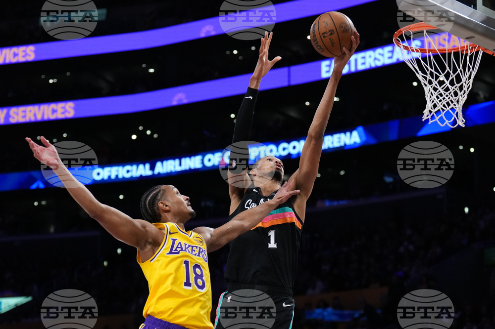 Spurs Lakers Basketball