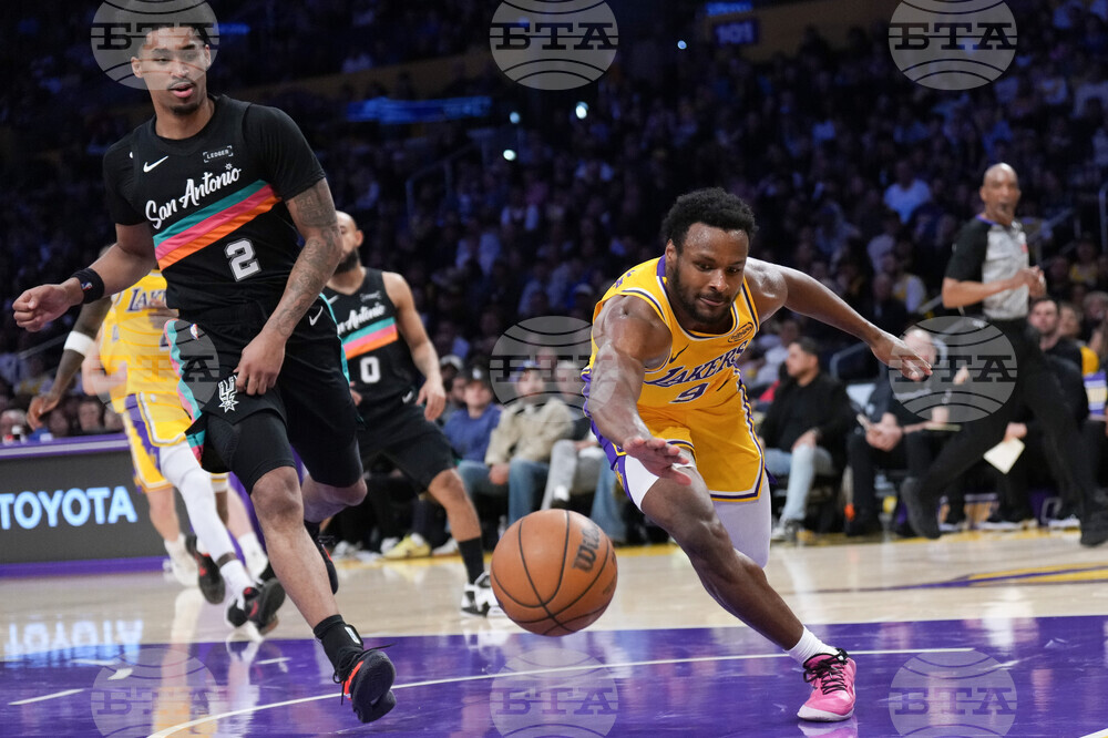 Spurs Lakers Basketball