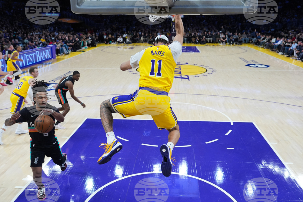 Spurs Lakers Basketball