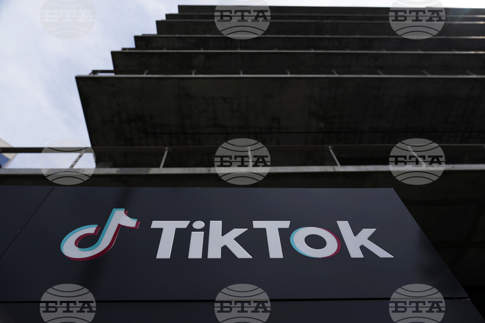 Албания започна спирането на платформата ТикТок за период от една година