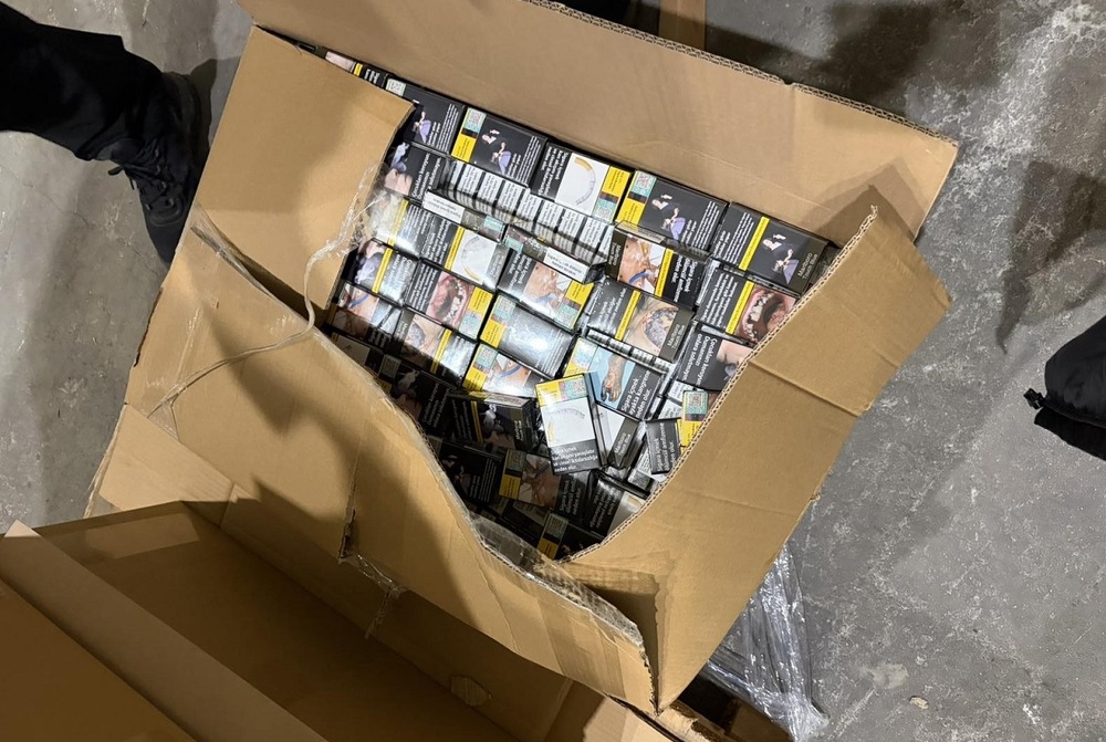 Контрабанда на близо 500 къса цигари за над 80 хил. евро спряха митничари на ГКПП "Лесово"