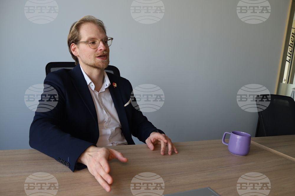 Румъния - Букурещ - Антони Пейчев - музика чрез изкуствен интелект