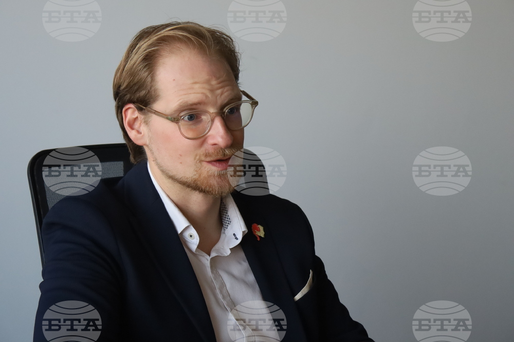 Румъния - Букурещ - Антони Пейчев - музика чрез изкуствен интелект