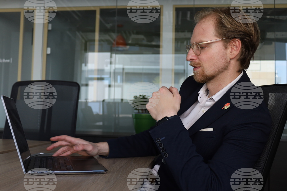 Румъния - Букурещ - Антони Пейчев - музика чрез изкуствен интелект