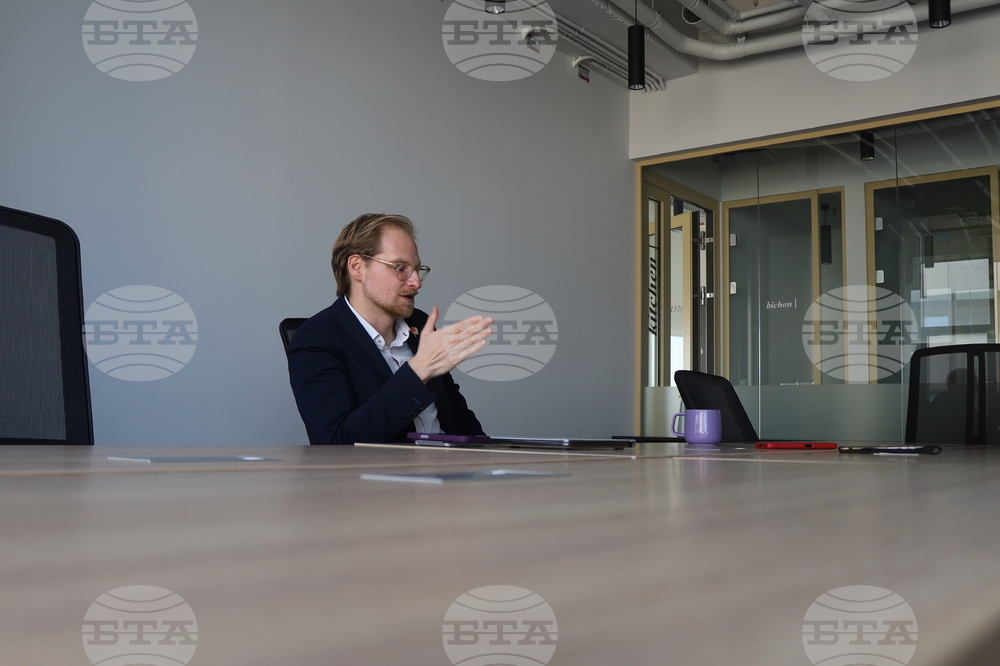 Румъния - Букурещ - Антони Пейчев - музика чрез изкуствен интелект