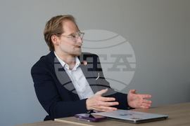 Румъния - Букурещ - Антони Пейчев - музика чрез изкуствен интелект