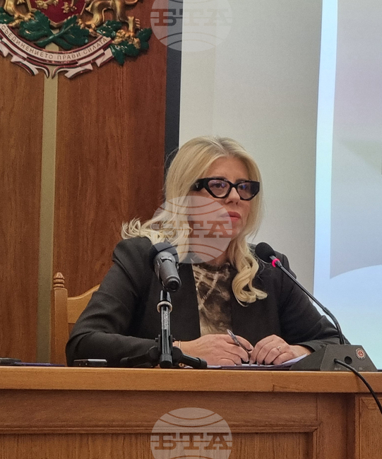 Отчетът за изпълнение на Програмата за управление през втората година от мандата представи кметът на Община Добричка