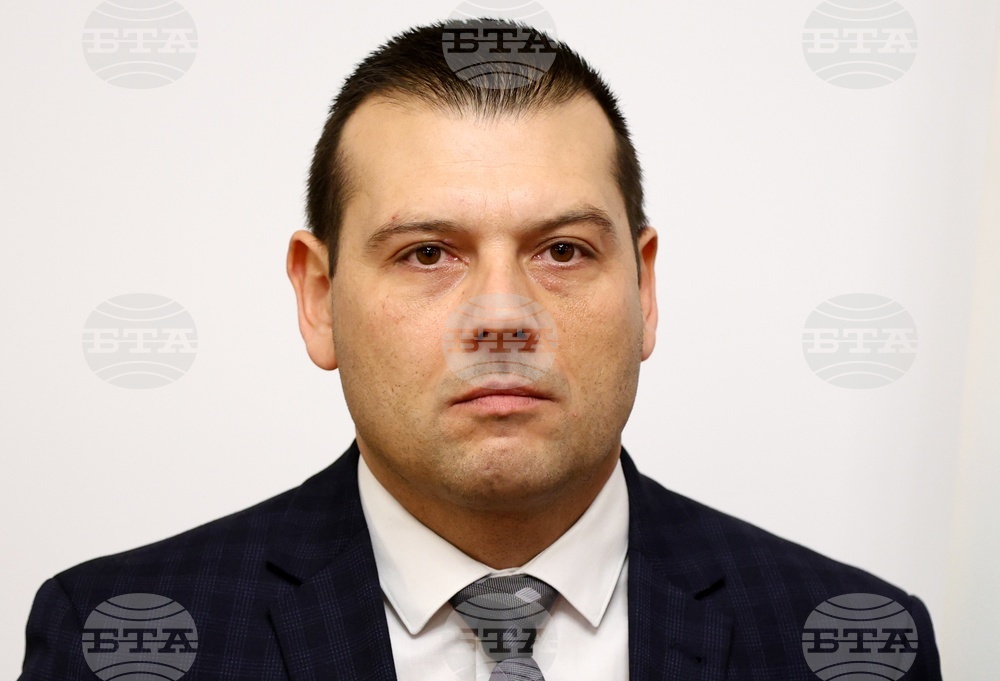 Гроздан Караджов - железопътни превози - договори - подписване