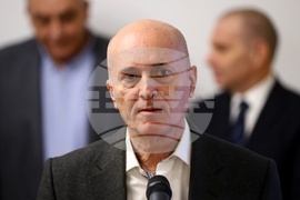 Гроздан Караджов - железопътни превози - договори - подписване