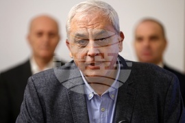 Гроздан Караджов - железопътни превози - договори - подписване