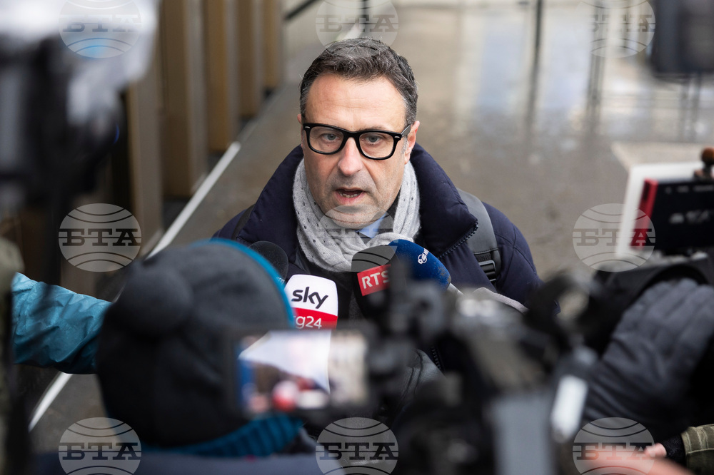 CORRECTION Switzerland Bar Fire