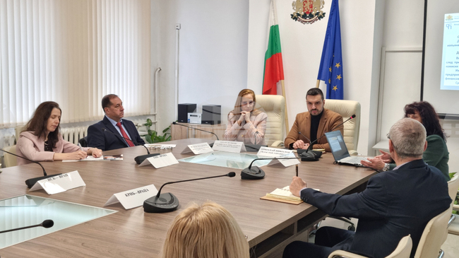 Все повече непълнолетни работят в област Враца, отчете директорът на Инспекцията по труда Румен Младенов