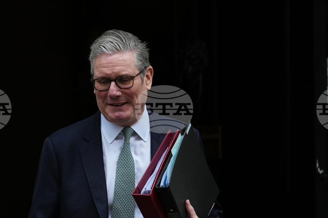 Британският премиер заяви, че правителството трябва да „се забърза“ по отношение на разходите за отбрана