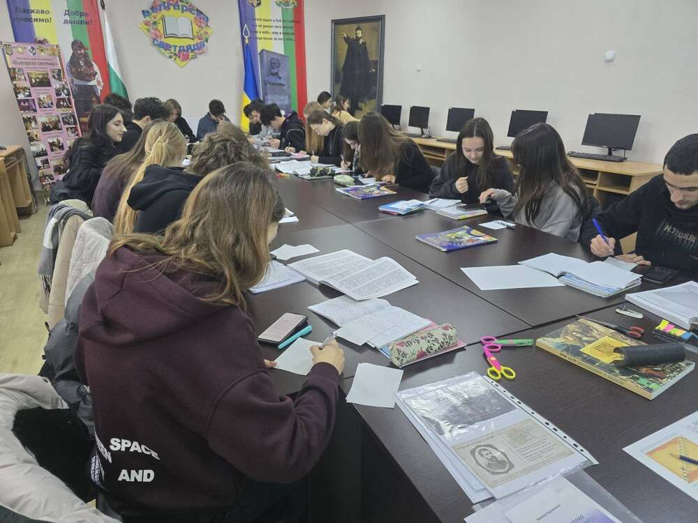 Единадесетокласници от Българското неделно училище „Българска светлица“ в Украйна изучаваха владетелите на Първата българска държава