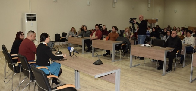 Областна администрация Видин: Под патронажа на областния управител във Видин бе открито обучително събитие за специалисти от социалната сфера