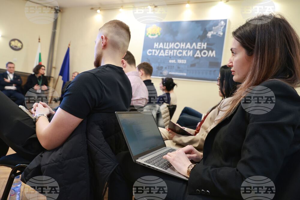 Национален студентски дом - кръгла маса