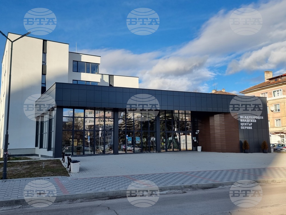 Ученици от Перник и региона могат да се възползват от безплатни индивидуални кариерни консултации